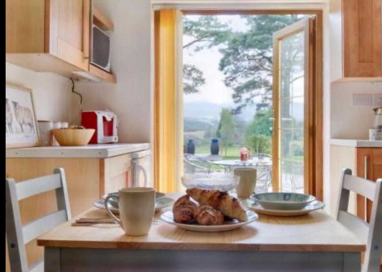 Mountain View Cottage, Hot Tub , Stunning Views Llanhamlach Εξωτερικό φωτογραφία