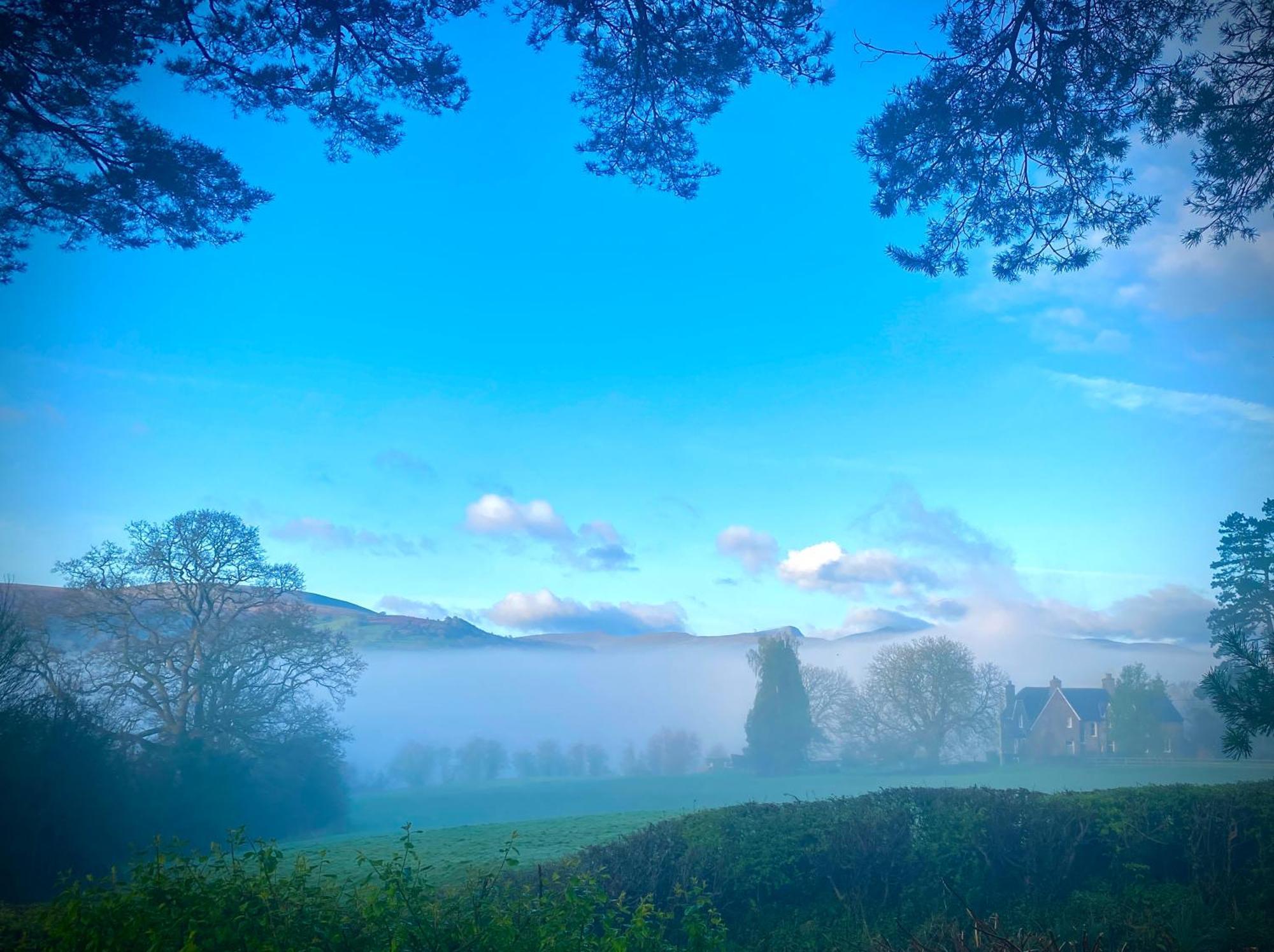 Mountain View Cottage, Hot Tub , Stunning Views Llanhamlach Εξωτερικό φωτογραφία